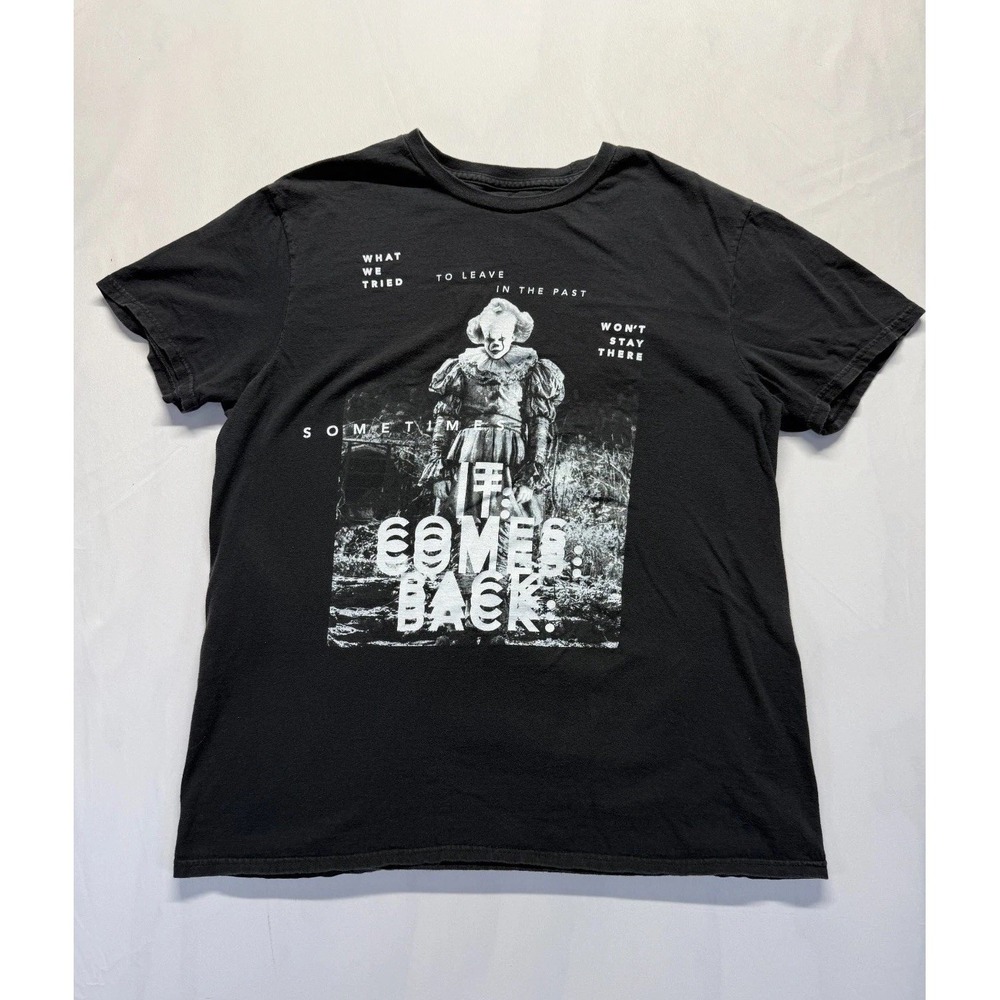 IT Chapter Two T Shirt Mens Large Black Graphic Print Pennywise It‎ Comes Back